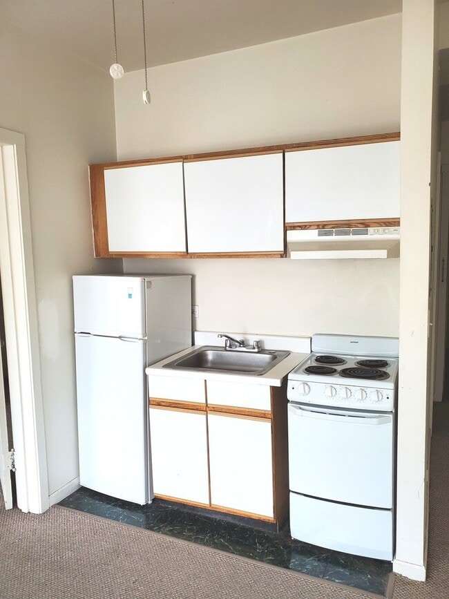 Photo - 3963 W Irving Park Rd Condo Unit 7