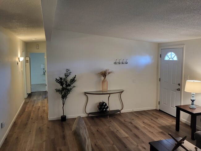 Photo - 14972 La Brisa Rd