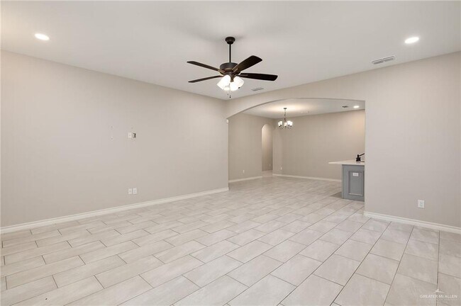 14 Choke Canyon St