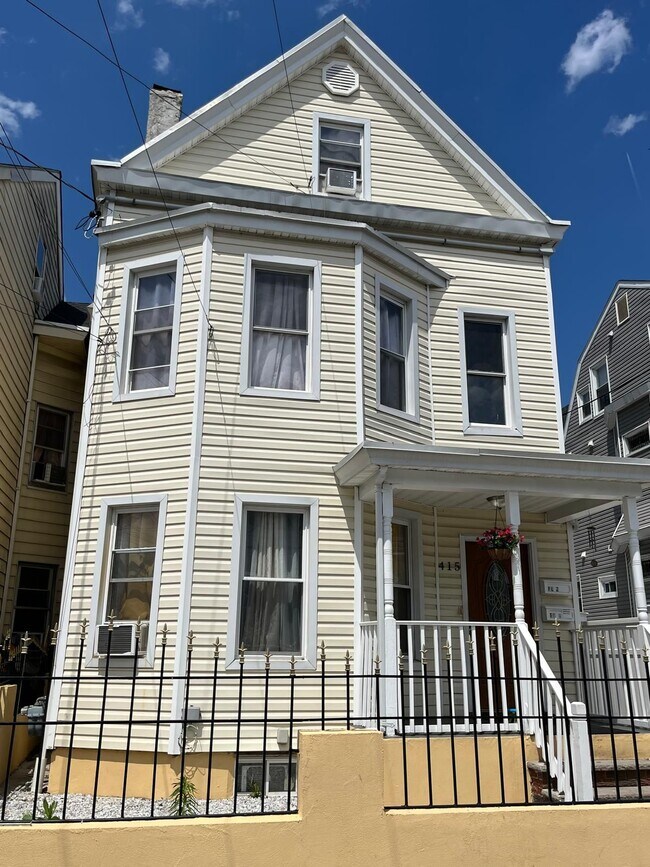 Photo - 415 Hamilton Ave Unidad 1