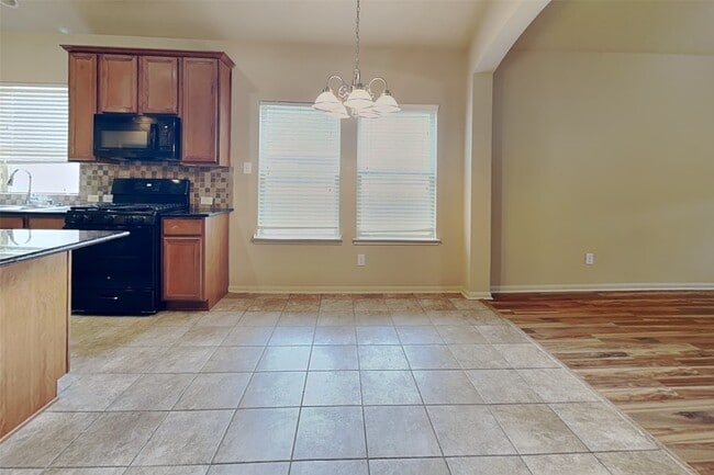 Photo - 1411 Cameron Park Ln