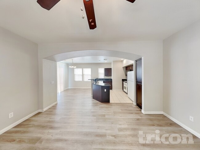 Photo - 5372 Flowing Spring St