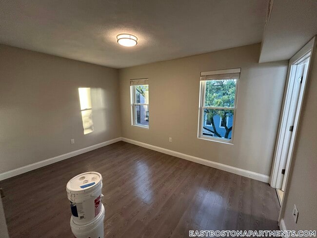 Photo - 194 Maverick St Unidad 3