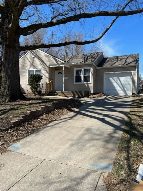 Building Photo - 300 9th St Rental