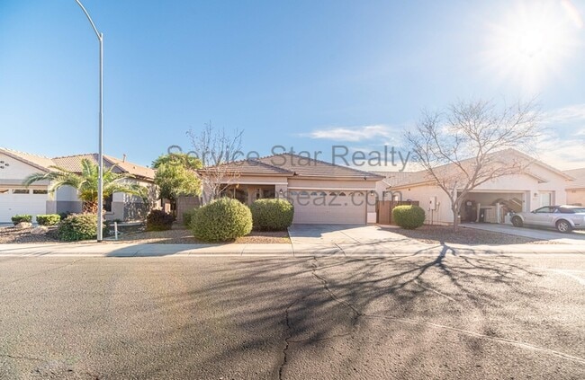 Photo - 14647 W Gelding Dr House