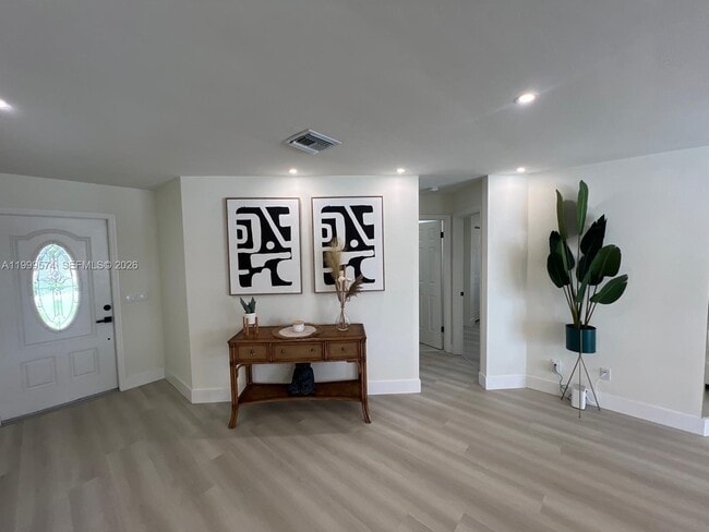 Photo - 503 Jackson Ave