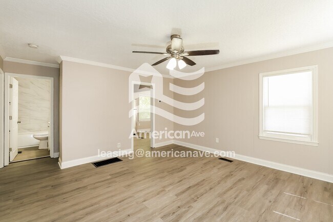 Photo - 3810 E 53rd Terrace