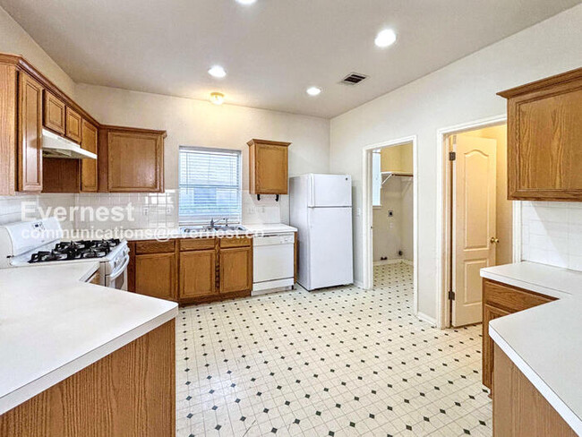 Photo - 15835 Opal Fire Dr