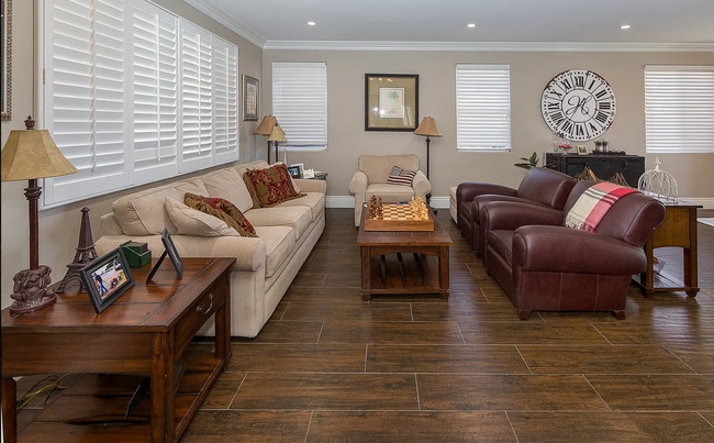 Photo - Stunning 5-Bedroom Castaic View Home for Rent!