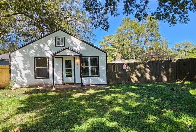 Building Photo - 607 N Speed St Rental