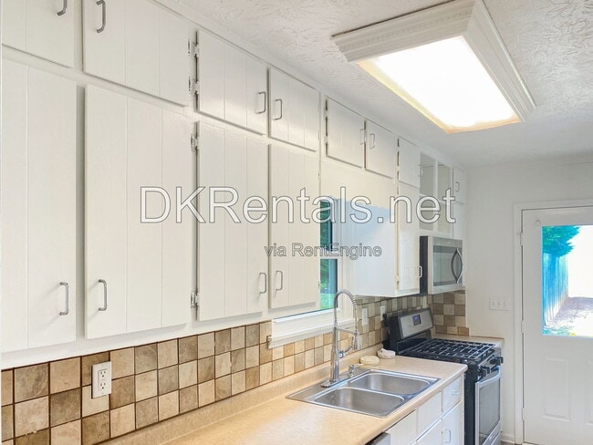 Photo - 2397 Old Peachtree Rd NW