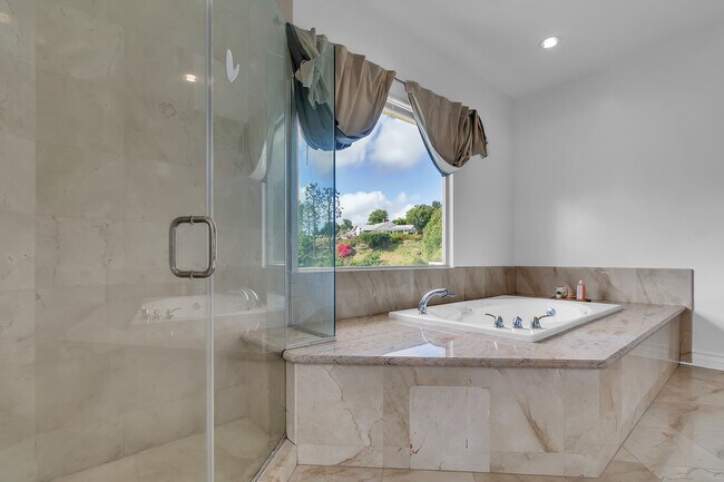 Photo - 1991 Stradella Rd