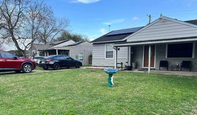 Photo - 12438 Dorwayne Ct