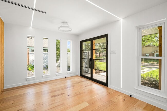 Photo - 2506 Briarbrook Dr
