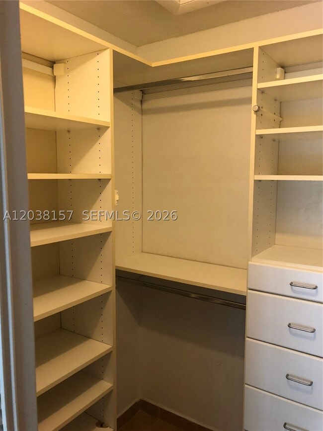3808 SW 79th Ave