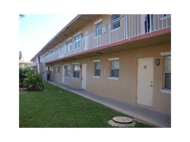 Building Photo - 101 NE 41st St Unit G-112