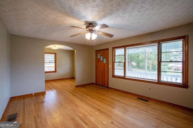 Photo - 133 Nelson St