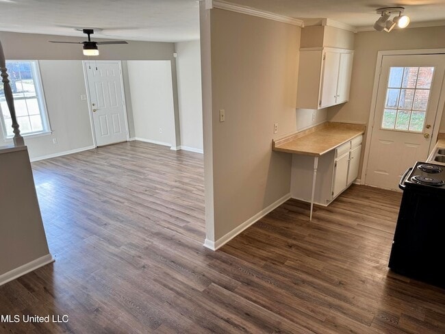 Photo - 1268 Staunton Dr