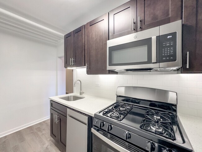 Photo - 3024 N Halsted St Unit AG