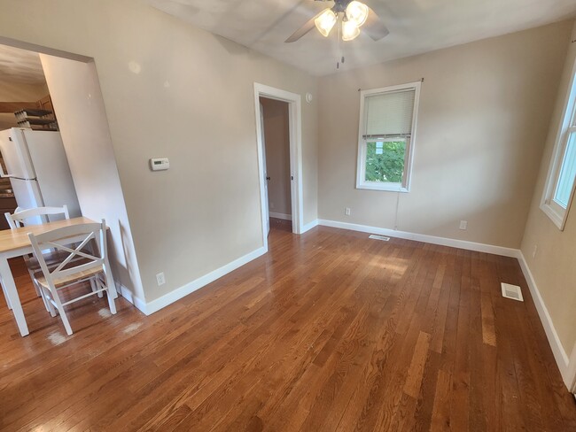 Photo - 111 Orchard St