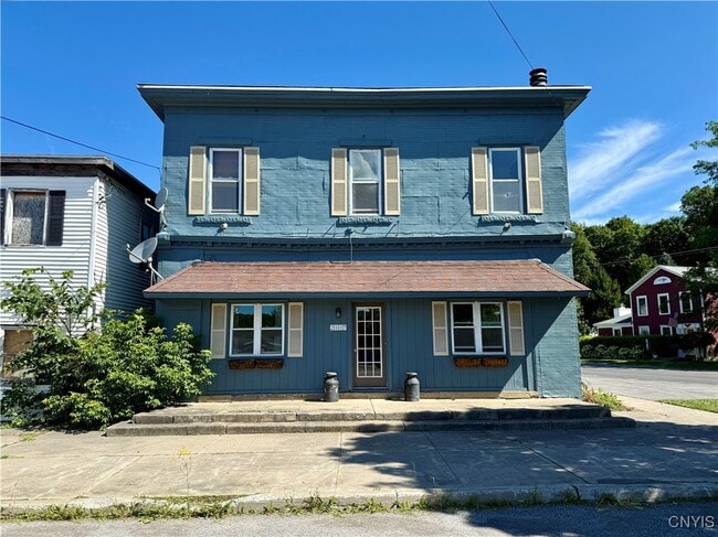 Building Photo - 2117 Main St Rental