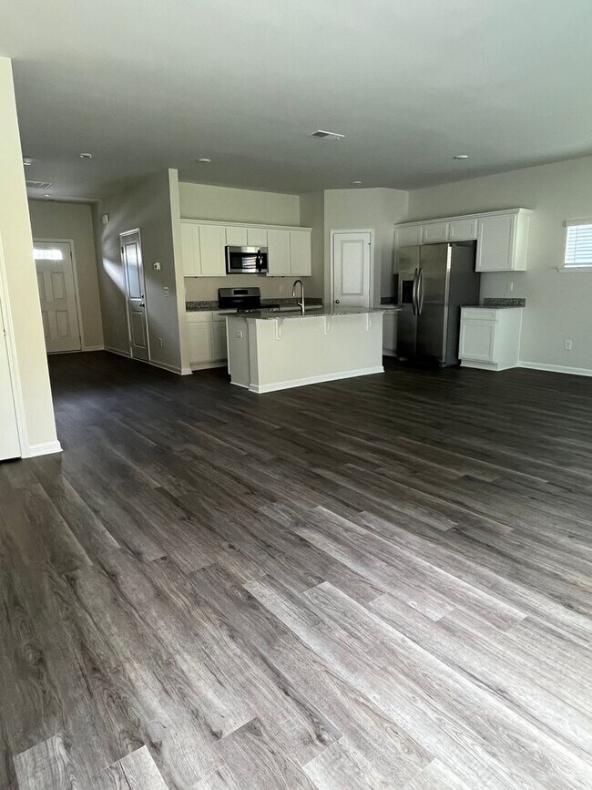 Photo - Lexington Townhouse - Call Lexington office for information 803-359-0793