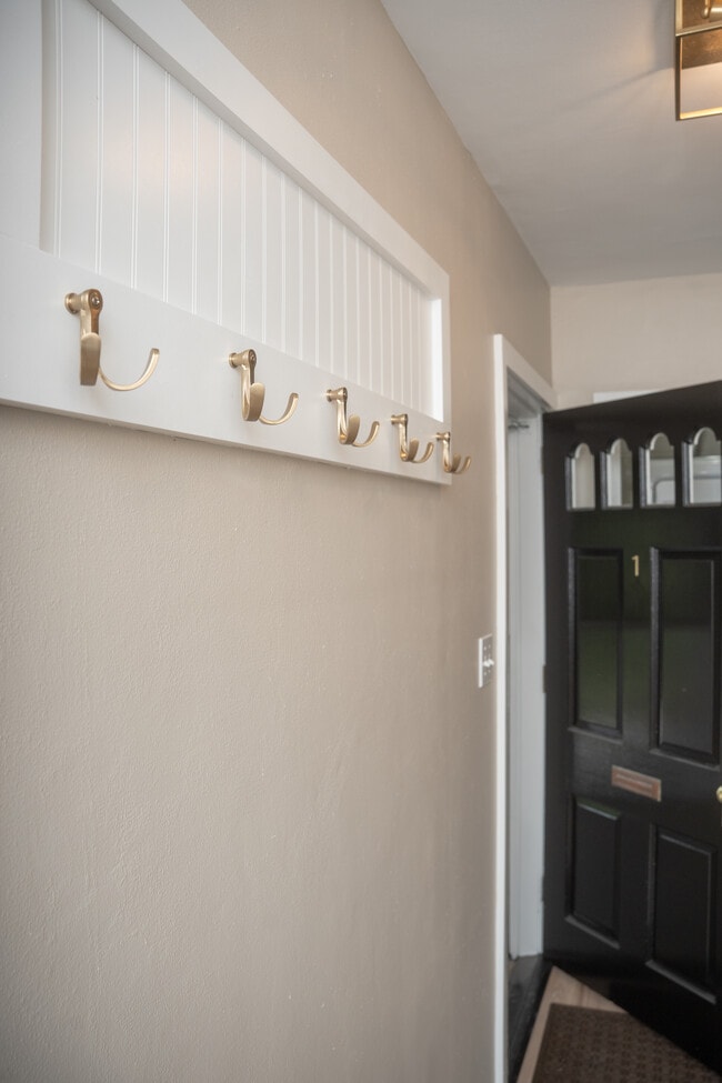 Photo - 101 41st St Unit #1