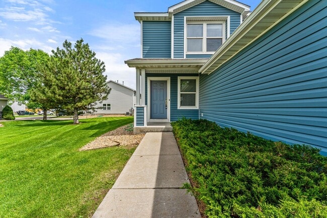 Photo - End-unit townhome in Cherry Creek School District with private yard