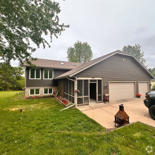Building Photo - 1486 309th Ln NE Rental