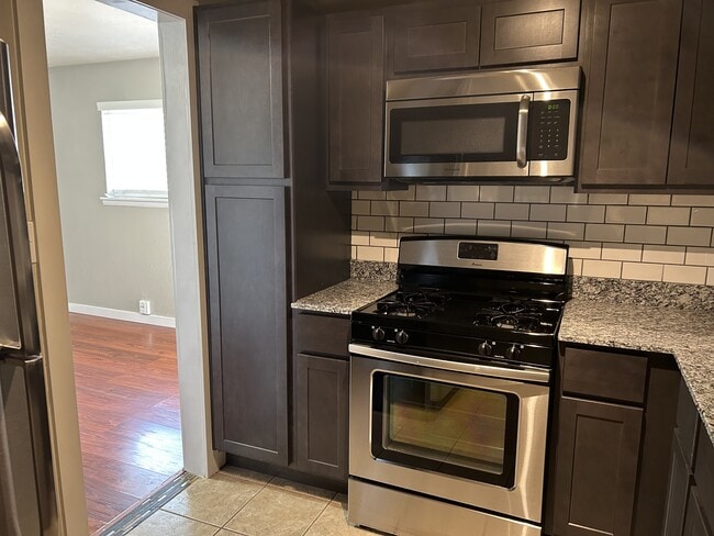 125 NW 25th St