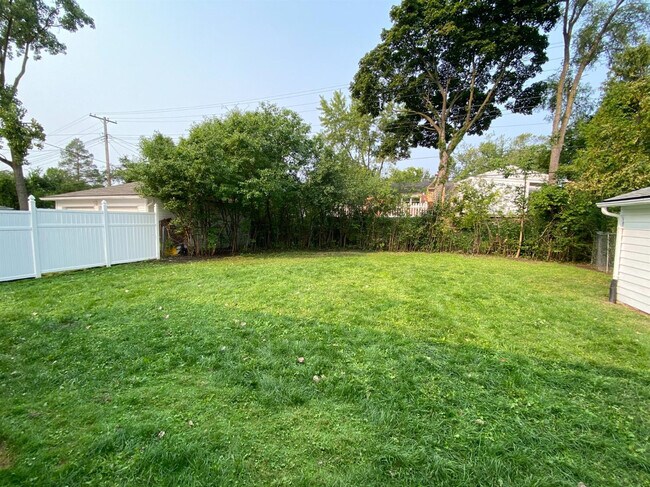 Photo - 1510 Woodland Dr