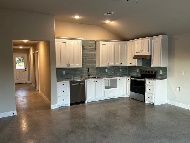Building Photo - 1400 E Dry Creek Rd Unit 1400 E Dry Creek #103 Rental