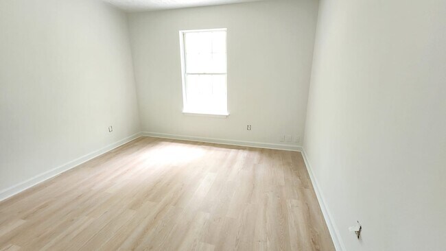 Photo - 1181 Vintage Pointe Dr