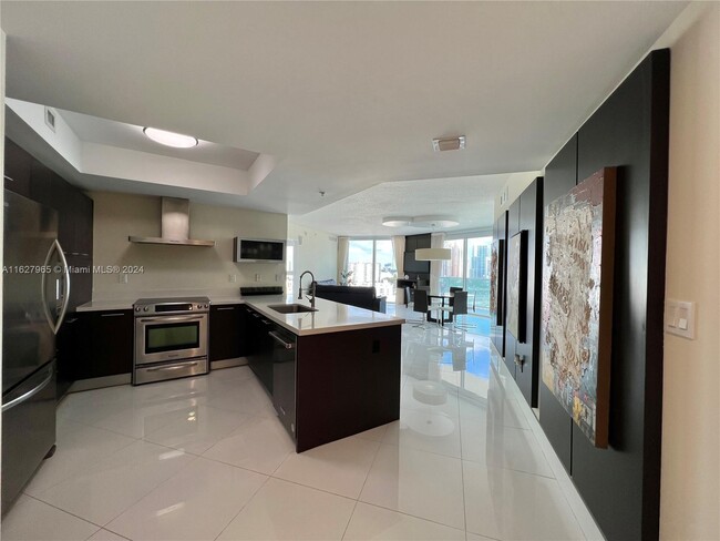 Photo - 250 Sunny Isles Blvd Condominio Unidad 3-1702