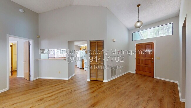 11290 Southbury Pl
