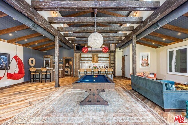 Photo - 6332 BUSCH Dr