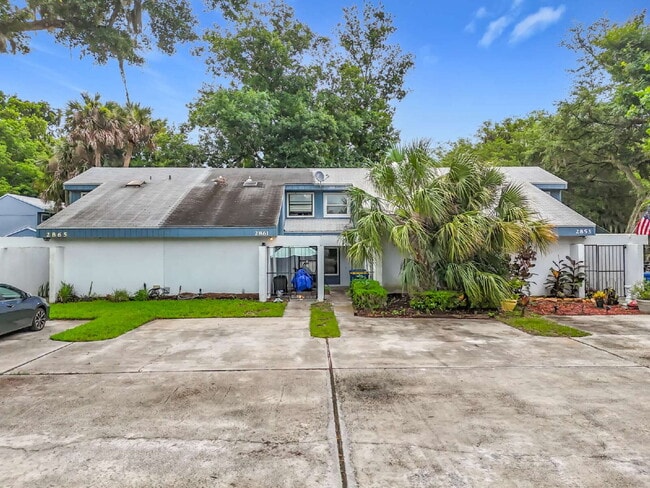 Building Photo - 2857 Wonderwood Ln
