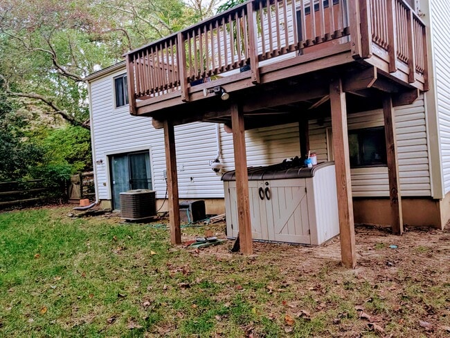 Photo - 8856 Youngsea Pl