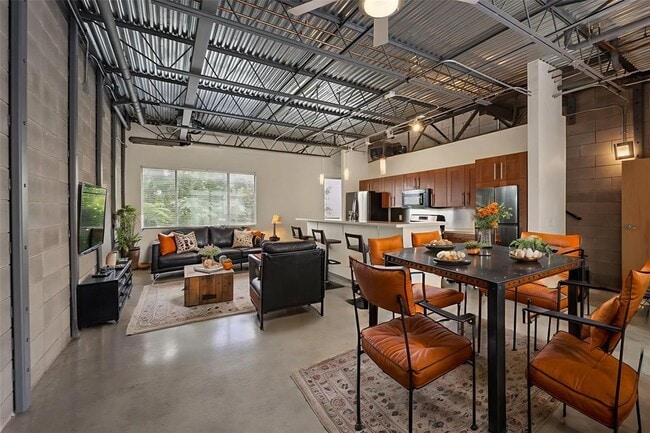 Building Photo - 4801 S Congress Ave Rental