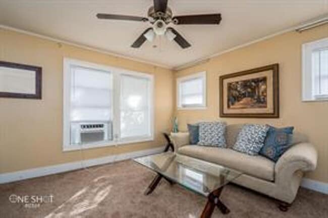 Photo - 642 Beech St