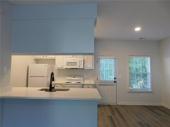 58 Brentwood Ln