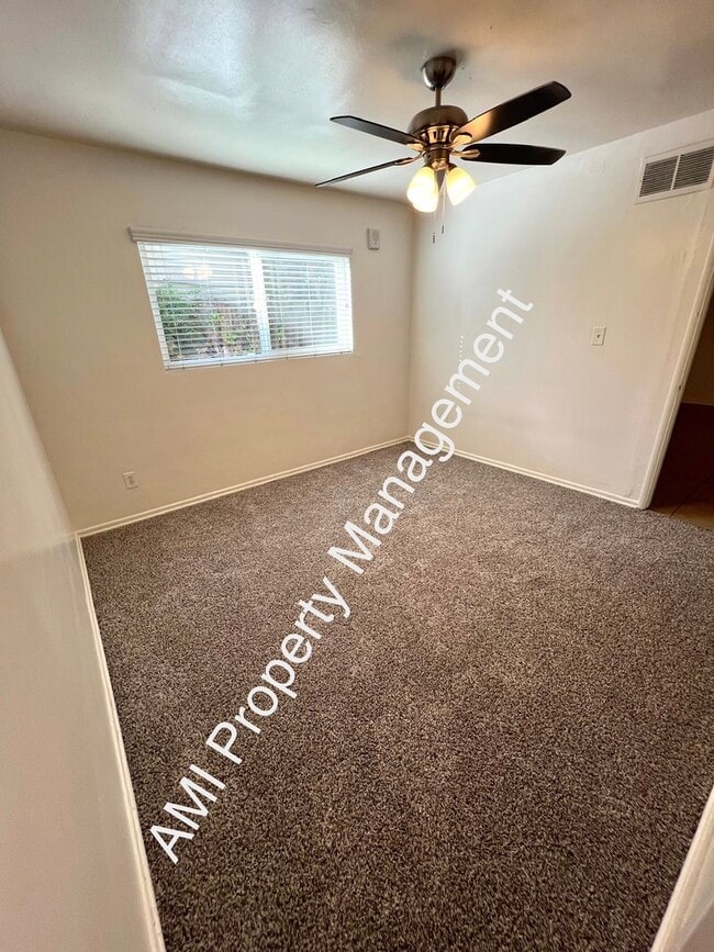 Photo - Move in Special!! $1/2 off 1st Month's Rent!! Unit 2573 1/2