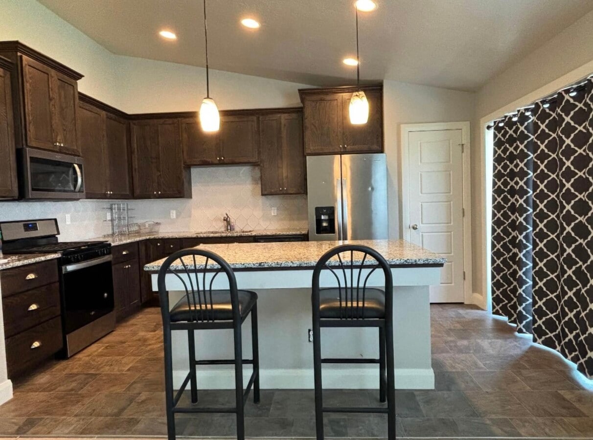 Photo - 5916 W los Flores Dr