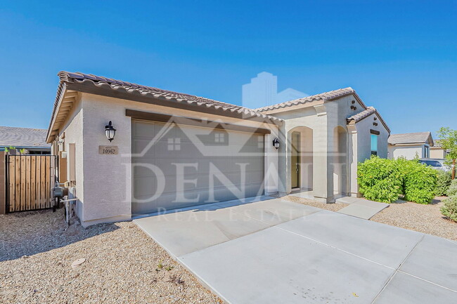 Photo - 10962 W Taylor St