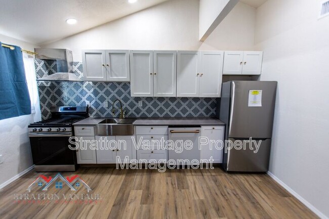 Photo - 3120 N 38th St Unidad D Rental