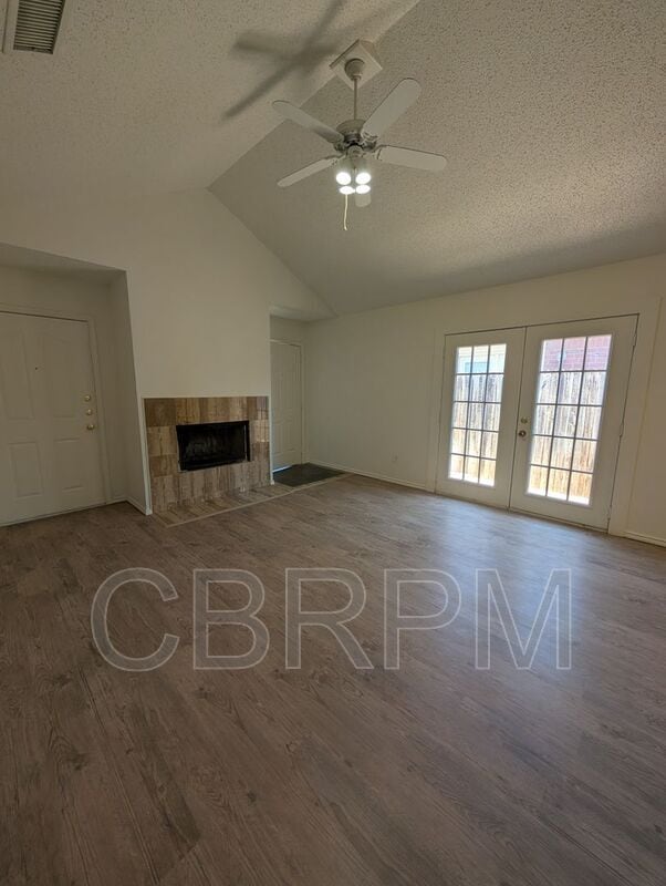 Photo - 2409 87th St