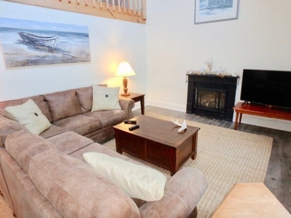 Photo - 54 Schoolhouse Rd