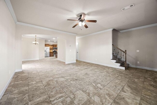 Photo - 547 N Longfellow Ln