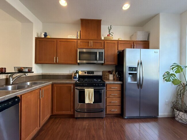 Photo - 10721 NE Gateway Pl