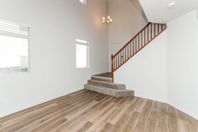 Photo - 639 Marlberry Pl